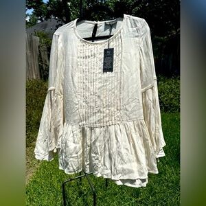 New DG2 Cream Bohemian top